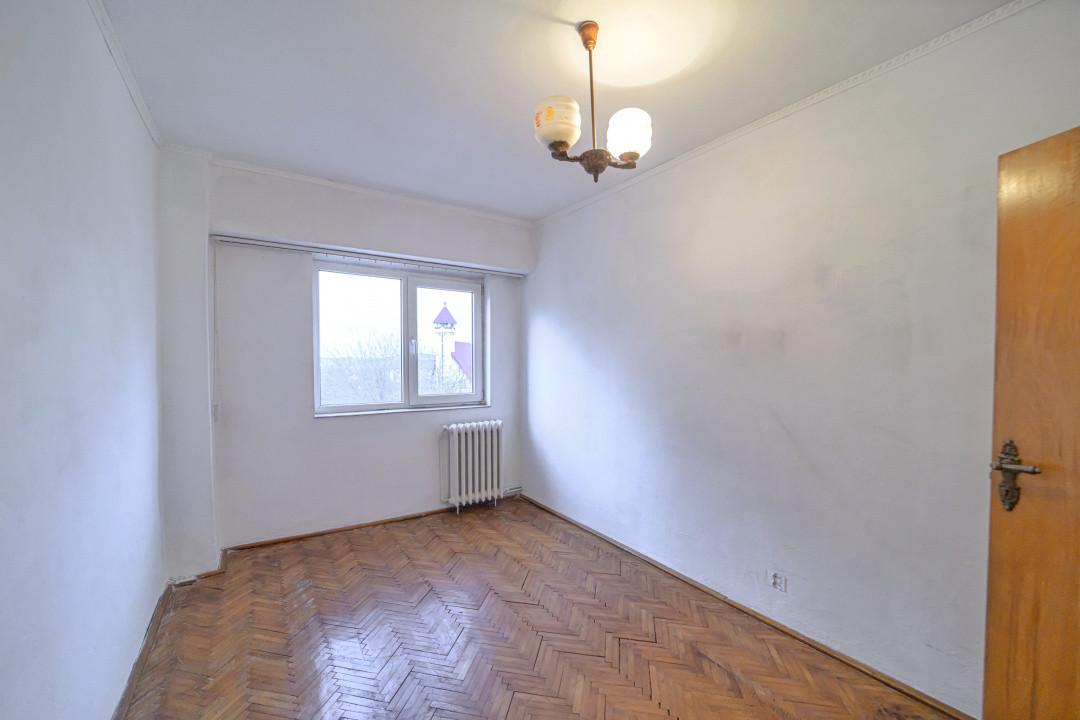 3 camere, etaj 2, GARAJ, str.  S. Barnutiu, Dumbrava Nord, 0% comision