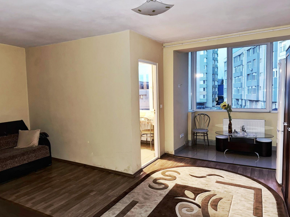 Garsoniera 30 mp etaj 1, Bulevard - zona Generala 1, centrala proprie