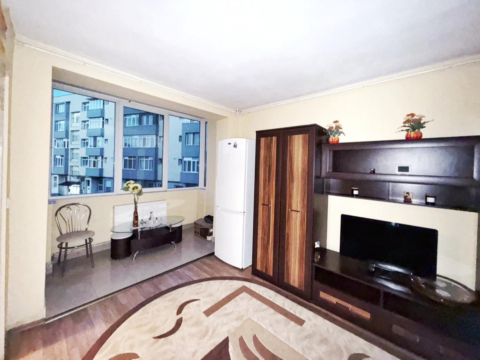 Garsoniera 30 mp etaj 1, Bulevard - zona Generala 1, centrala proprie