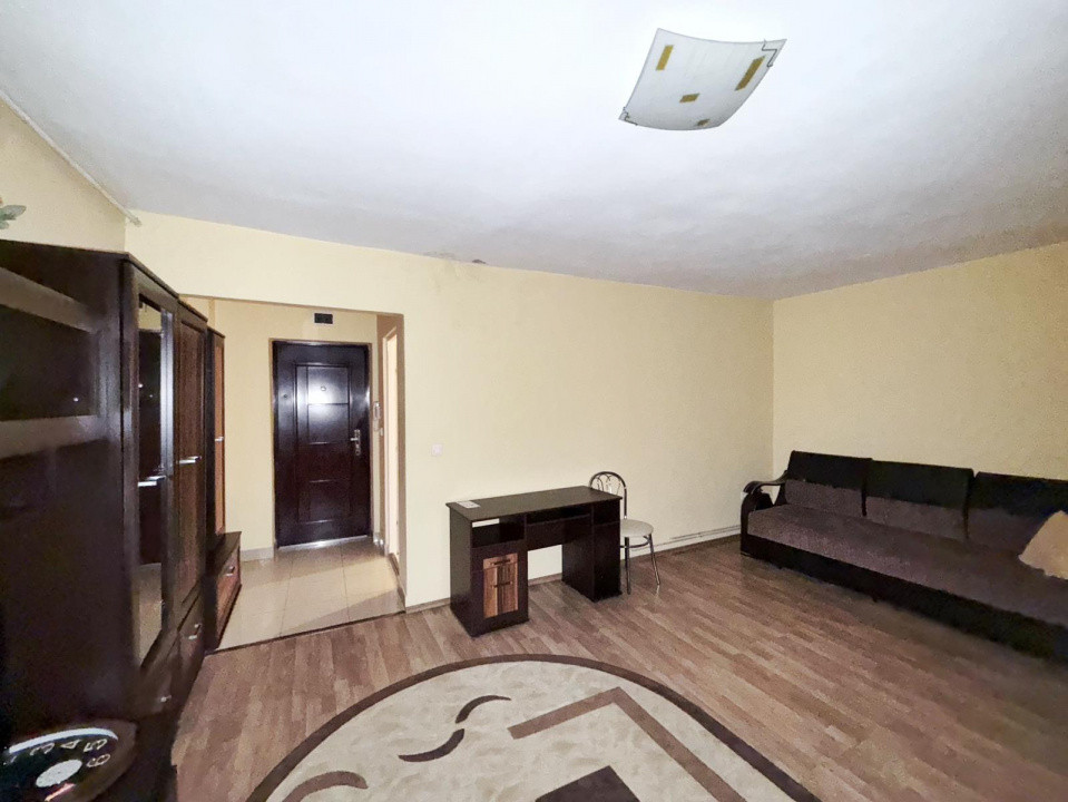 Garsoniera 30 mp etaj 1, Bulevard - zona Generala 1, centrala proprie