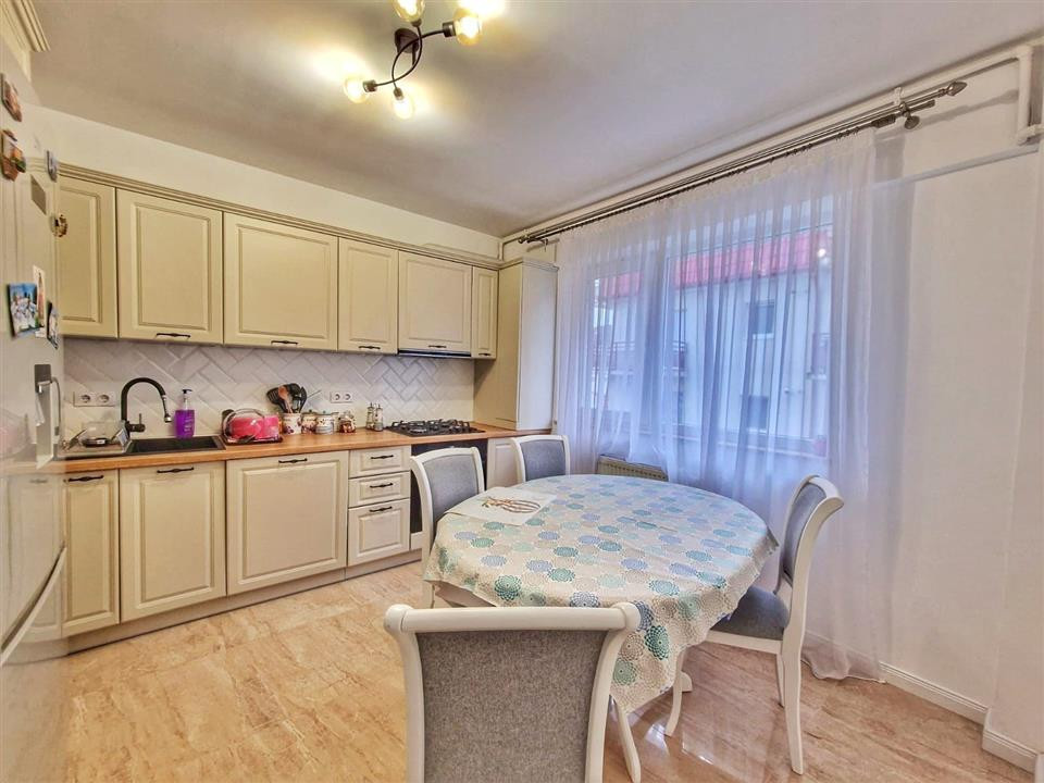 Apartament MODERN 3 camere, 2 bai, PARCARE, zona Atelierul de Pizza