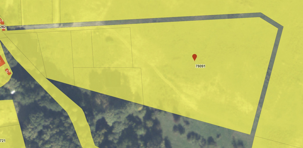 Teren intravilan pentru 4 imobile a cate 6 unitati, zona Episcopiei