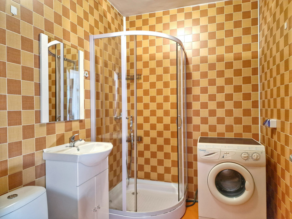 Apartament str. Eroilor, Parcare, centrala proprie, aer conditionat