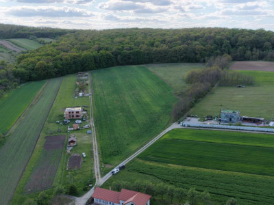  Teren INTRAVILAN cu PUZ, 2.200 eur/ar, rezidental, str. Razboieni - Centura