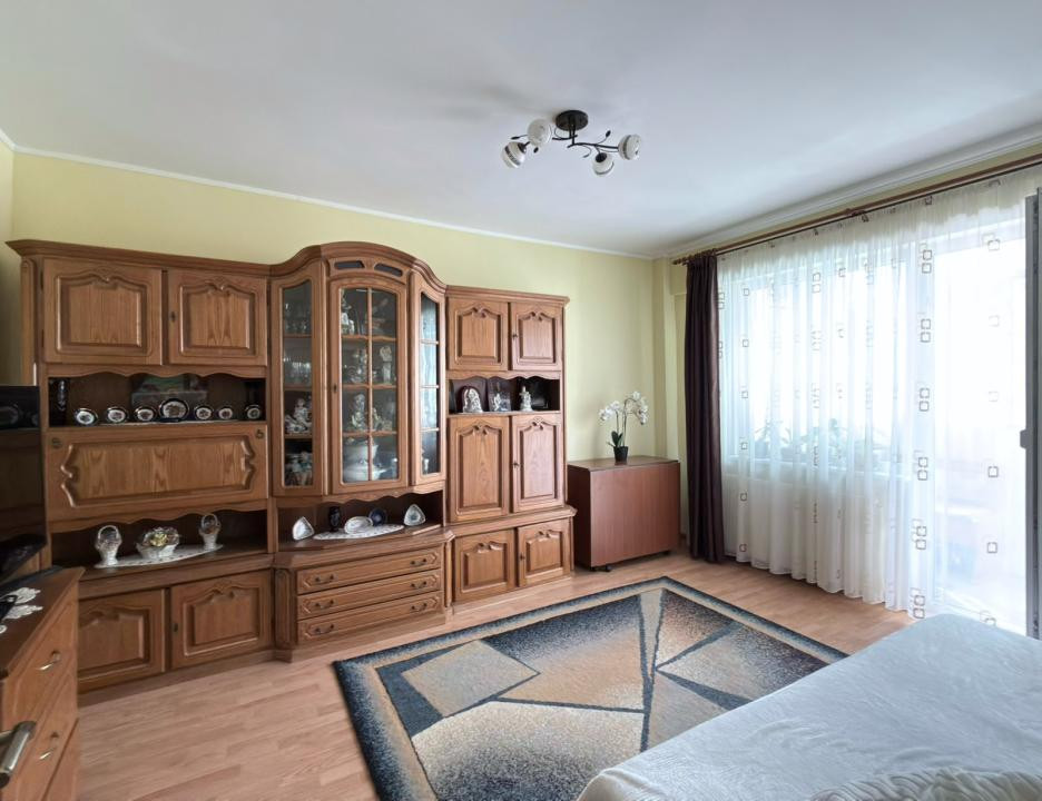 Apartament 2 camere, balcon, centrala proprie, aer conditionat, Casa Armatei