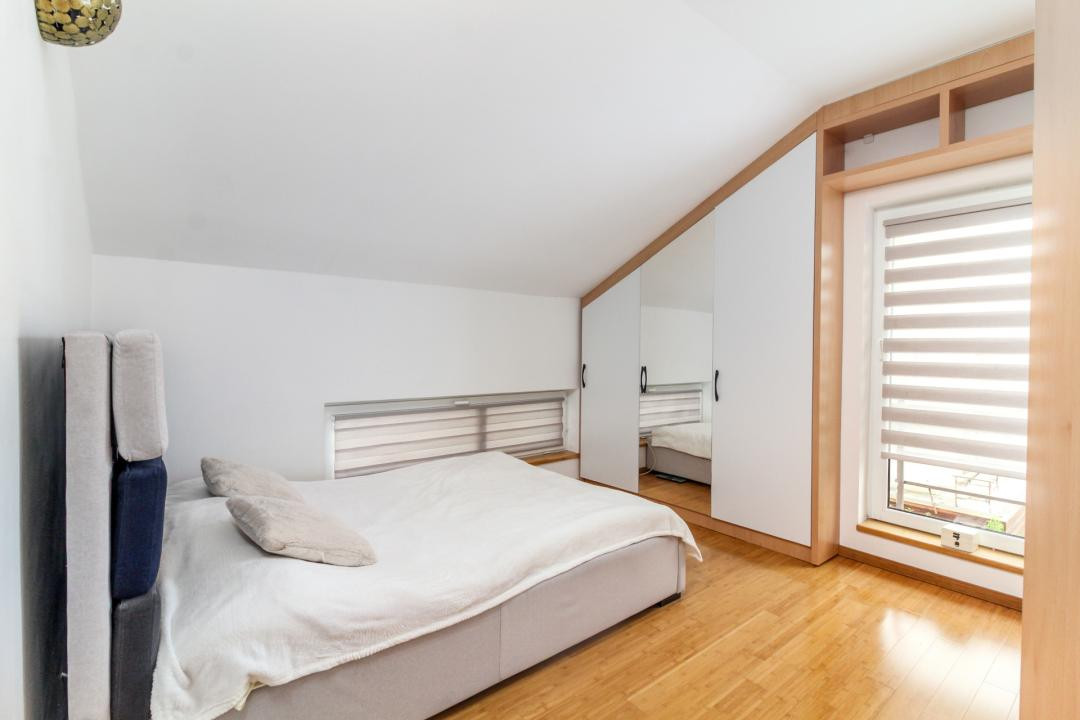 Casa finisata tip duplex, GARAJ, 3 dormitoare, 2 bai, str. Campului