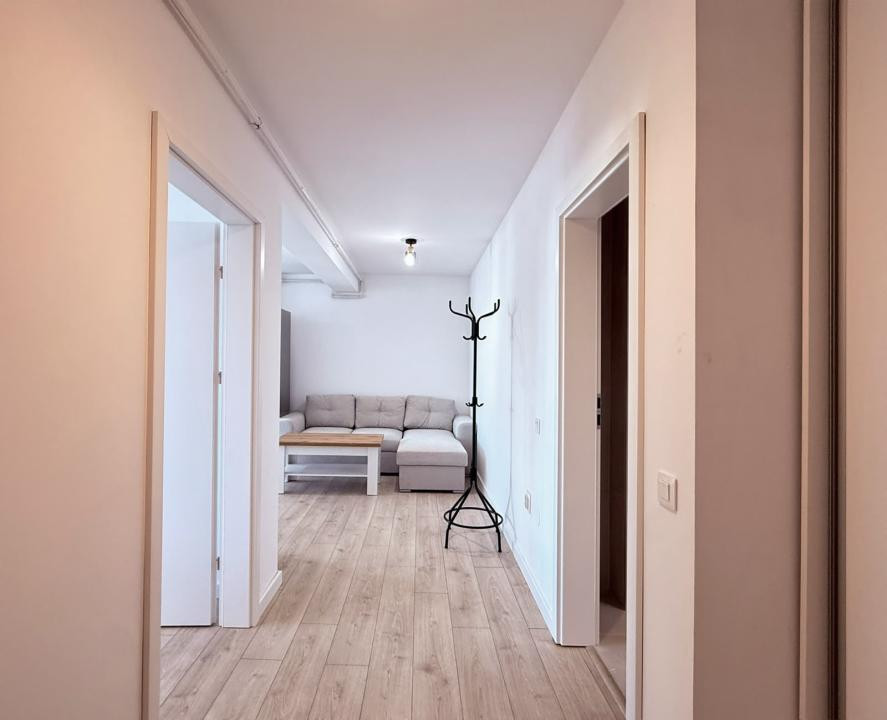 PRIMA INCHIRIERE! 2 camere cu terasa si parcare, et 3, lift, TOTUL NOU