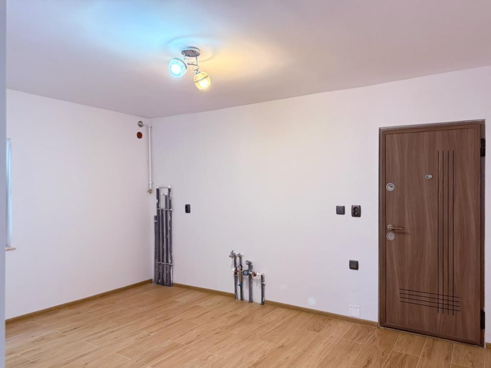 Birou de inchiriat langa Spital, RENOVAT NOU, incalzire in pardoseala