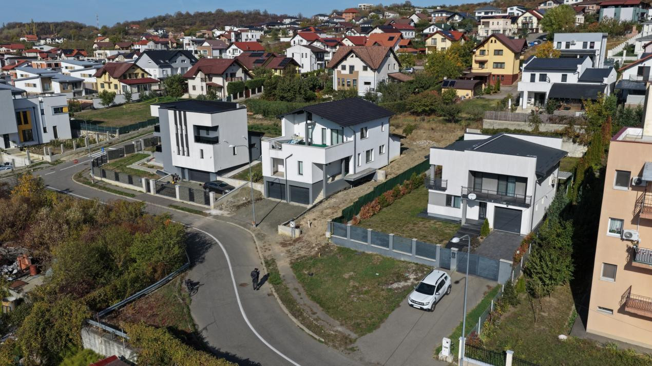 Casa individuala NOUA cu Garaj, finisaje premium, 700 mp teren, Livada Meses