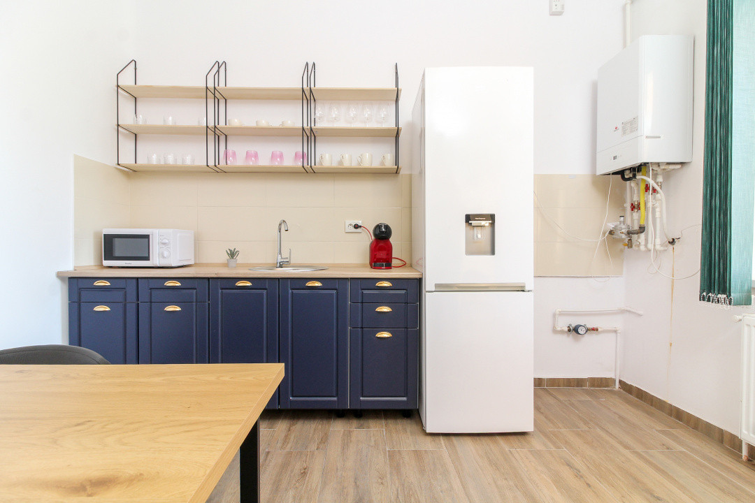 Apartament 76 mp, tavan inalt, Centru, langa Opera Nationala, 0% comision 