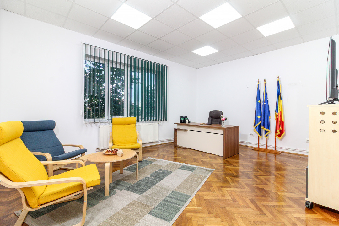 Apartament 76 mp, tavan inalt, Centru, langa Opera Nationala