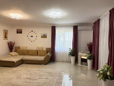 Casă modernă elegantă, curte generoasă de 700 mp în zona Episcopiei