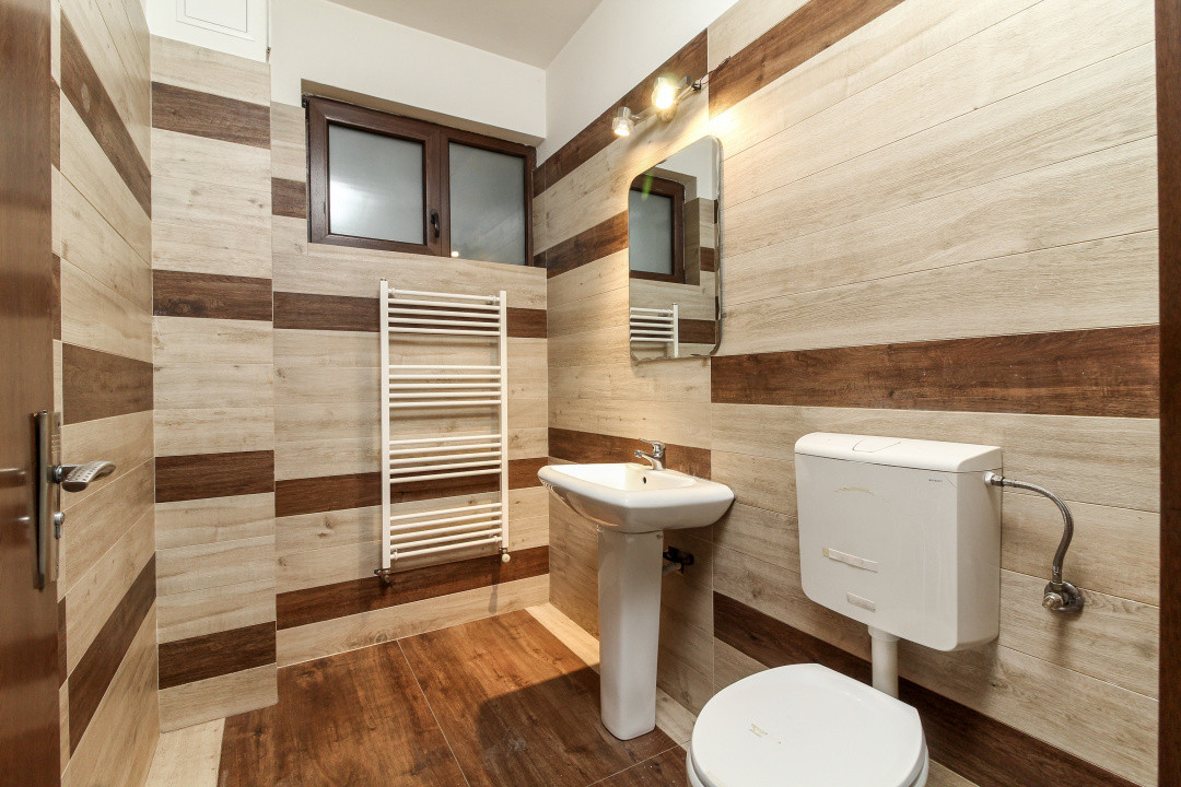 Spatiu comercial / birou /showroom /cabinet, imobil 2013, 108 mp + terase