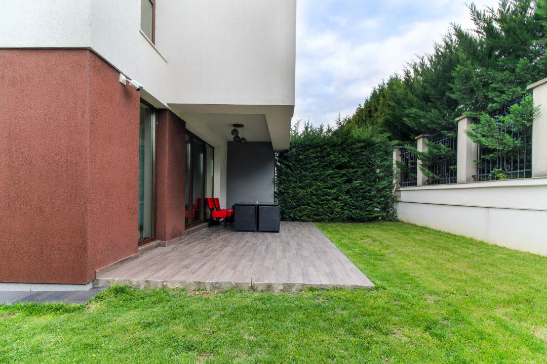 Casa LA CHEIE cu 5 camere si 4 bai, 222 mp, dormitorare mari, Buna Ziua