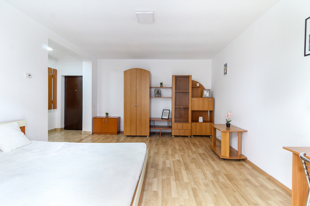 Comision 0% Apartament Zorilor UMF cu o camera, bloc dupa 2000, etaj 2